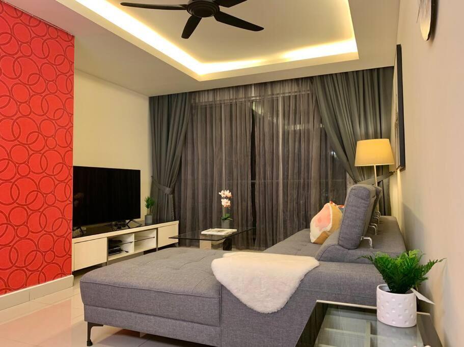 Mitec Publika 2br Hot Tub Sri Hartamas Mont Kiara * Kuala Lumpur