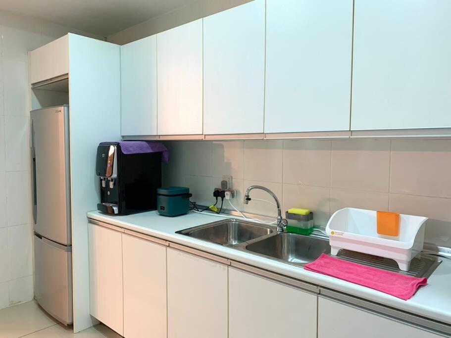 Mitec Publika 2br Hot Tub Sri Hartamas Mont Kiara Apartment Kuala Lumpur