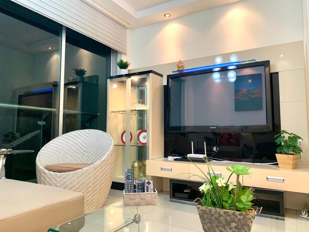 Apartment Mitec Publika 2br Hot Tub Sri Hartamas Mont Kiara